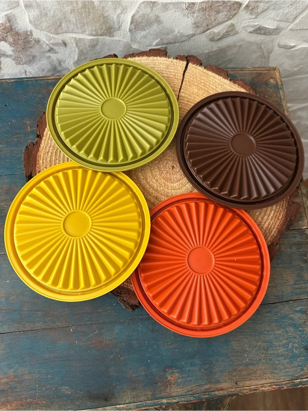 Tupperware this vintage